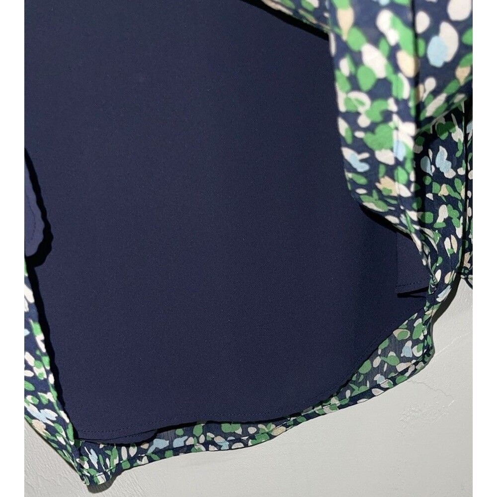 Chico’s Size 2 Shirt Navy Green Floral V-Neck Lined Long Sleeve Button Cuff Top - Picture 2 of 8